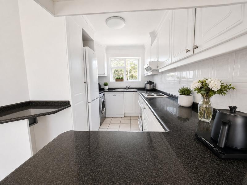 2 Bedroom Property for Sale in Heldervue Western Cape